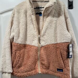 NWT KAVU fleece pullover, women’s medium